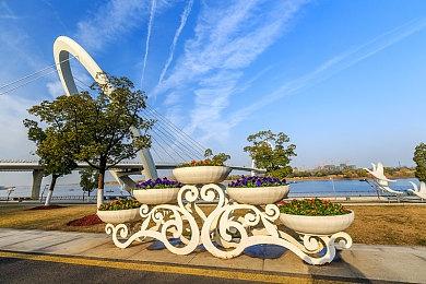 2023年12月Xbox Series X|S与前代主机生涯销量对比